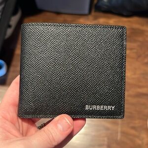 SOLD Brand new Burberry men’s wallet